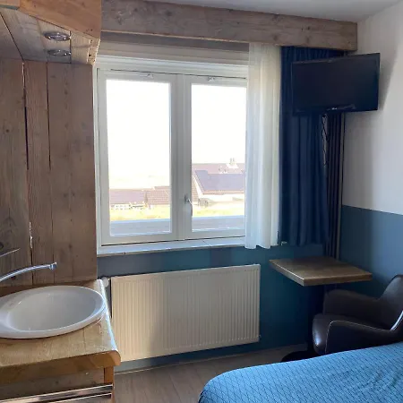 Aan Bed & Breakfast 2*