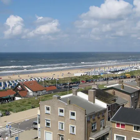 Aan Couette-café Katwijk aan Zee