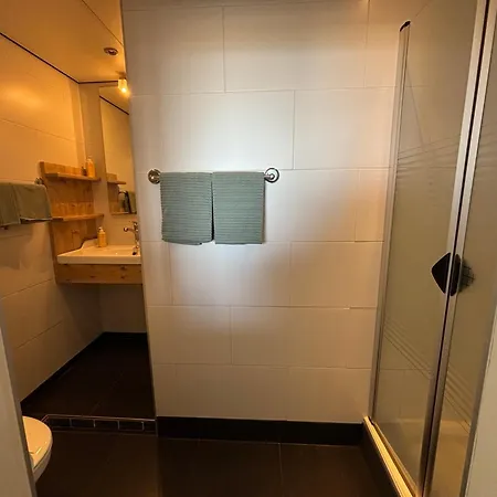 Aan Bed & Breakfast 2*