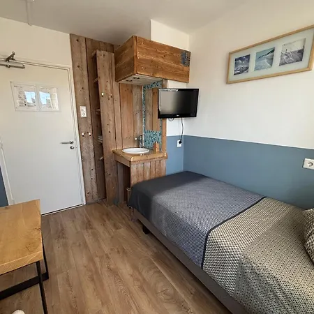 Bed & Breakfast Aan 2*