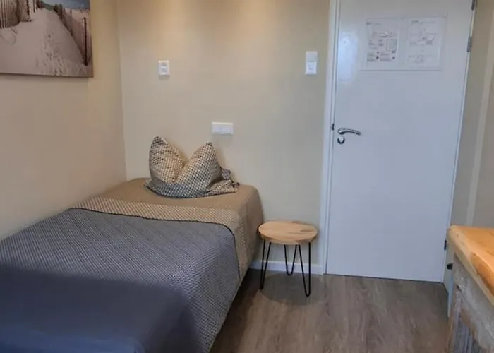 Bed and breakfast Aan 2*