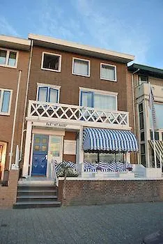 Bed & Breakfast Aan 2*